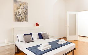 Picasso - Spacious Exclusive Apartment
